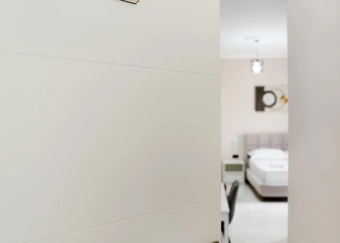 아파트호텔 Saliasi Hotel&apartament Polican (Berat)