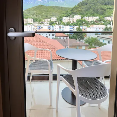 Saliasi Hotel&apartament شقة فندقية