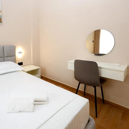 Saliasi Hotel&apartament شقة فندقية
