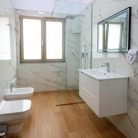 شقة فندقية Saliasi Hotel&apartament