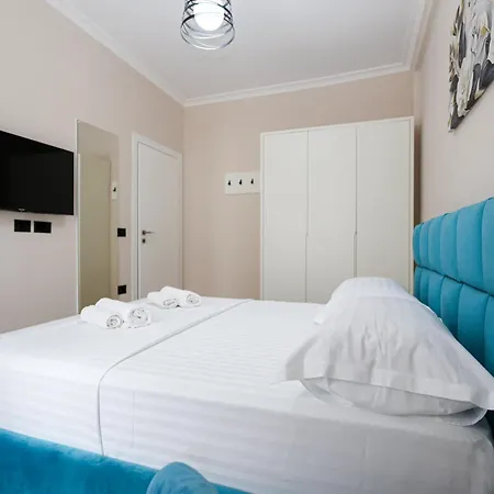 Saliasi Hotel&apartament شقة فندقية