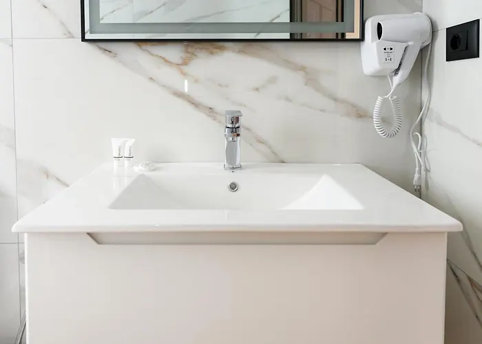 Apart Otel Saliasi Hotel&apartament Polican (Berat)