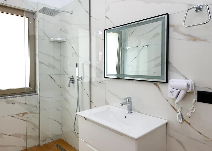 Saliasi Hotel&apartament * Polican (Berat)